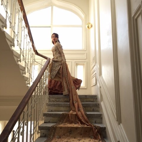 Nishsayss's tweet photo. Farah Talib Aziz Looked Towards the rich heritage that Istanbul holds;its bygone real #FTA #Ainyjafferi https://t.co/aT8VND3Fr5