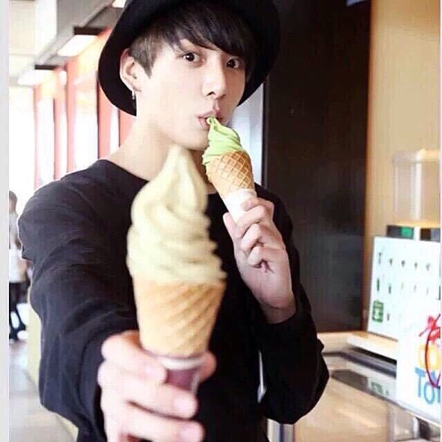 BTSarmy0910's tweet photo. 初めてやります😣
少し早いけどグクのセンイルまで901RT目指したいです😭
#グクのセンイルまで901RT
#ARMYの力信じてます https://t.co/dw8tneMaGV