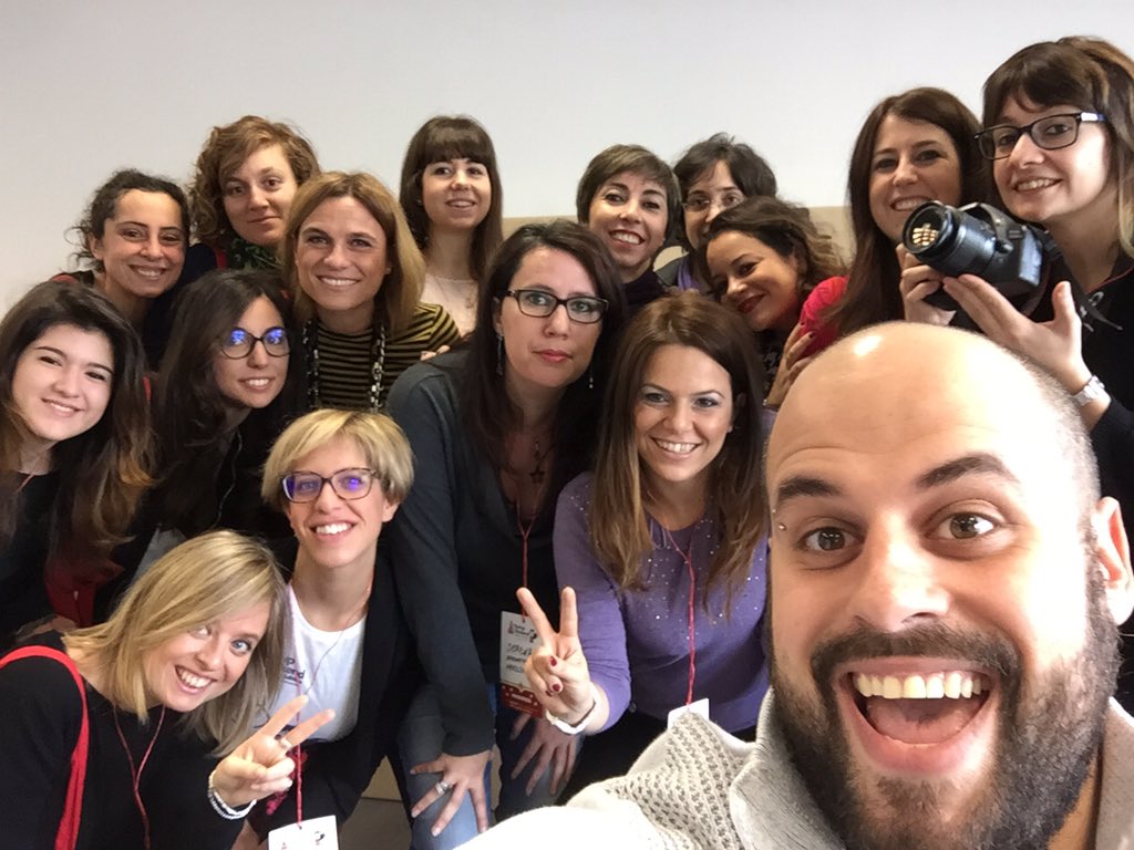 SimoneSantagata's tweet photo. @killermedia #shhh @DirosaPaola @monicaguizzardi @serenatudisco hanno una marcia in più! #swpalermo @swpalermo https://t.co/WYiJp9oIk0