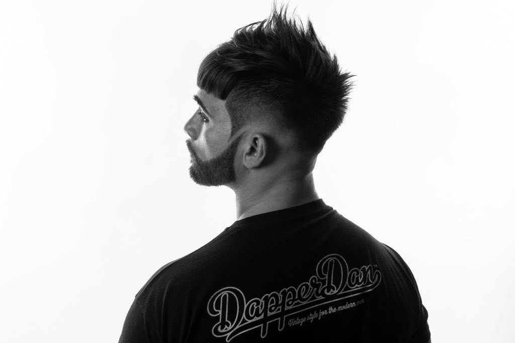 Bojanglesbarber's tweet photo. @AnthonySuminski  this is the style we will go for at barber connect brother ! @ModernBarberMag https://t.co/ZNeOGxpg7x