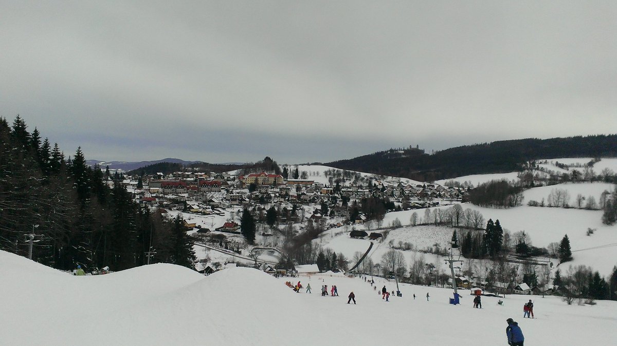 RustyCrew's tweet photo. #skiing #sumava #kasperskehory https://t.co/dAuPrA1JWu