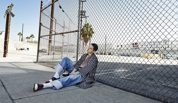 Solois Rookie DEAN Ikut Cover Lagu Comeback WINNER, 'Baby Baby'