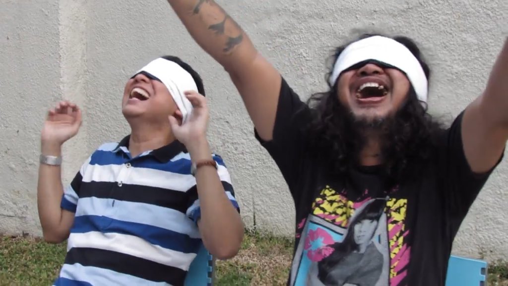 Yuk senyum dulu sebelum sibuk lagi besok 😂. Nonton ini ya. youtu.be/oi-HerHVS-k #SuperHDchallenge <a href="/topabisdeh/">Topabis</a>