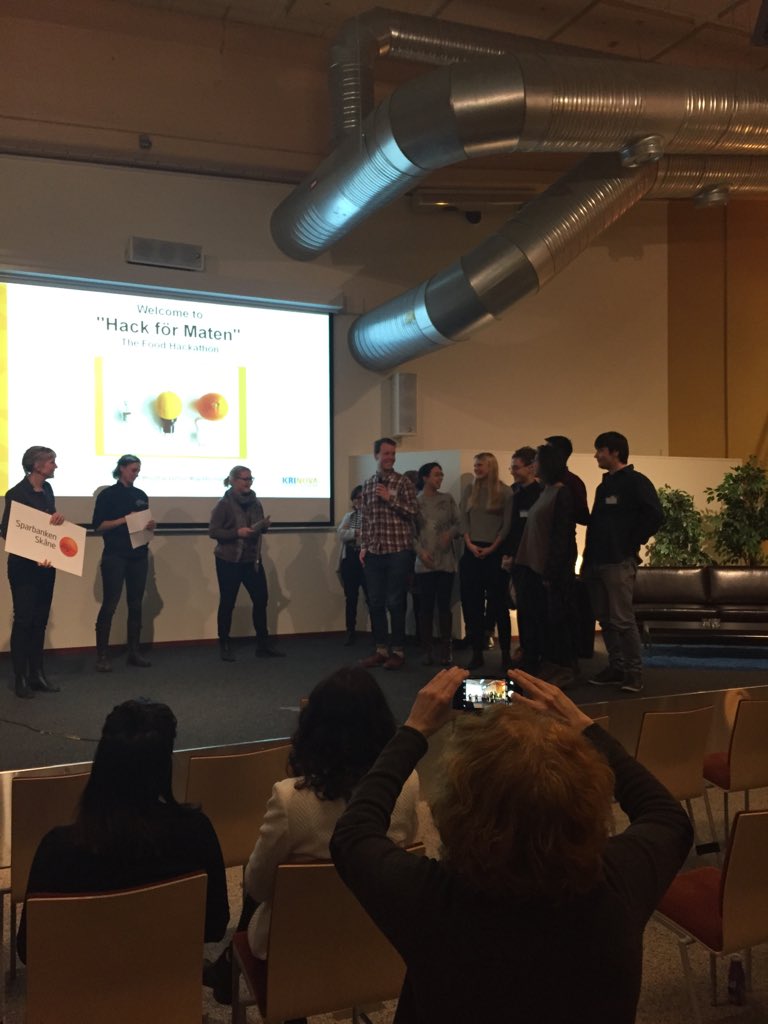 hackformaten's tweet image. The most innovate Idea : eat:em!