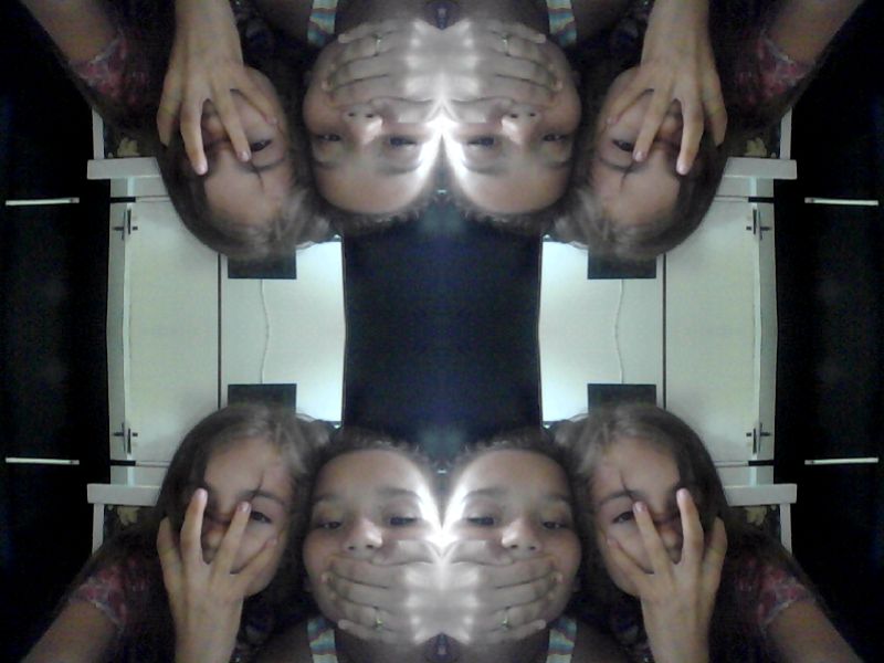 kauanyv53's tweet photo. cala boca kkkkk #webcamtoy https://t.co/axHgW8QoPY