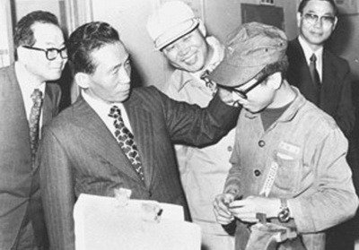 어느 여대생의 고백. 박정희 대통령에 대해 이제야 알것 같다 전교조 교육을 받은 젊은이들에게 이글을 꼭 읽어 보기를 권하며 어르신네 분들도 과거를 회상하며 읽어보시길
m.cafe.naver.com/grace0406/64478