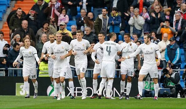 TotallyRMCF's tweet photo. RETWEET Jika kamu yakin Real Madrid akan kalahkan Betis di Estadio Benito Villamarin. 

#RMLiga #HalaMadrid https://t.co/tzn4CNJOE1