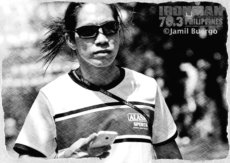 RuNNiNG_SuPLaDo's tweet photo. Live coverage of #IM703Ph in Cebu. Photo by @jamilbuergo #AlaskaSports #AlaskaTeam #TravelBlogger #SocialMediaAdmin https://t.co/AQQzqE11zl