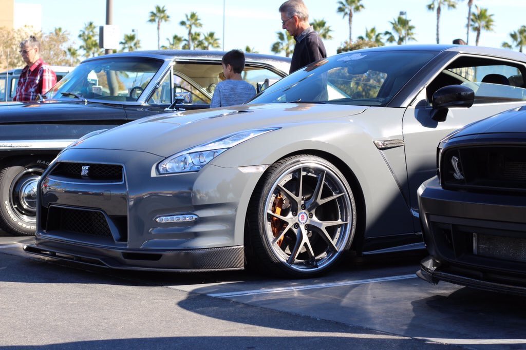 ThoseLifeGoals's tweet image. Nissan GTR 😎