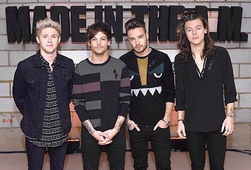 1d1dodod's tweet photo. ほうほう、リアムとおなじ服は
FENDIか。 https://t.co/hmibkmqgzr