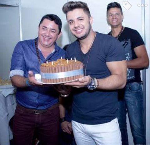 paraisofelipe_'s tweet photo. #HeppyBirthdayCris 
         7meses semvoce
             EternoCausadorDeEfeitos !* https://t.co/fTPNBOb6Oo