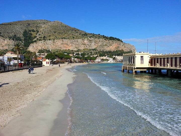 ESNPalermo's tweet photo. Have a nice #Sunday !! #Sicily #Palermo #sun https://t.co/O2tnlVGs87