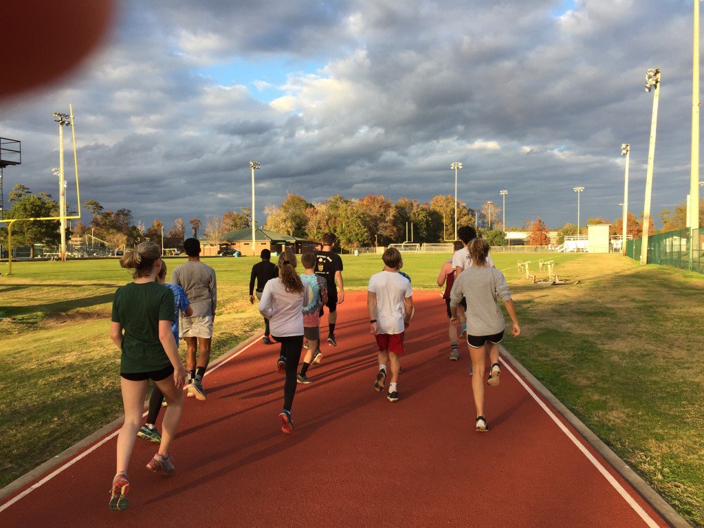 New Story: Track Begins February 1st myrtlebeachseahawkathletics.com/2016/01/24/tra…