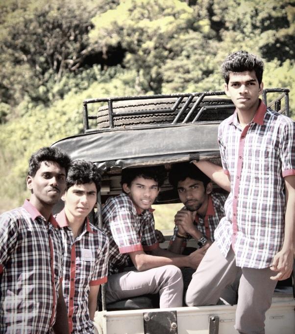 iam_cinoy's tweet photo. The wolf pack at nelliyambathi,palakkad https://t.co/kibLp6sLe2