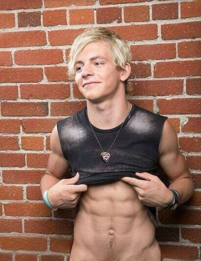 JakeAllenRP's tweet image. #SeductiveSunday ;)