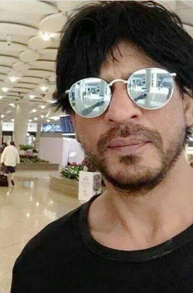 SRKhpFC_CFC's tweet photo. @iamsrk @SRK_TWILIGHT @SRKswarrior1 @Shahebaz4Srk @HappySRKfan @SRKTeamOne @AngelicRanbir @AlekhandraKhan @iamsrks https://t.co/JdYThdfo4k