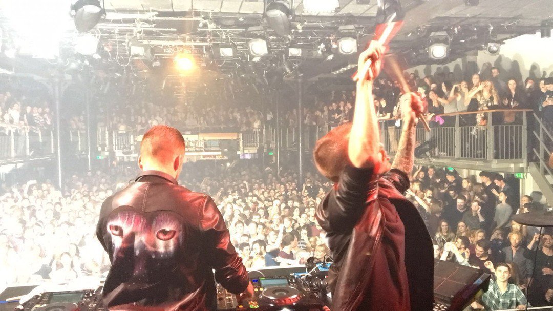 wearegalantis's tweet photo. Thanks for the warm welcome Amsterdam!! 🙏🙏🙏🙏
📷: @legendofnudge https://t.co/ebHPT9nvS6
