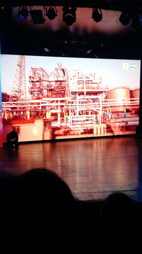40BPCL's tweet photo. We at BPCL fuel the dreams of millions of Indians like the energy of light fuels life itself. https://t.co/aKUsM5j4lF