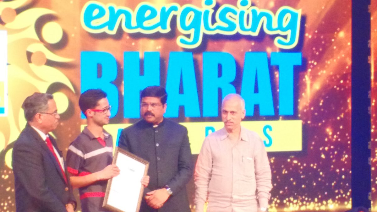 40BPCL's tweet photo. A special mention to Danish Mehraj for his contribution towards rural development. #40yearsoffuellingdreams. https://t.co/yeC055dZKW