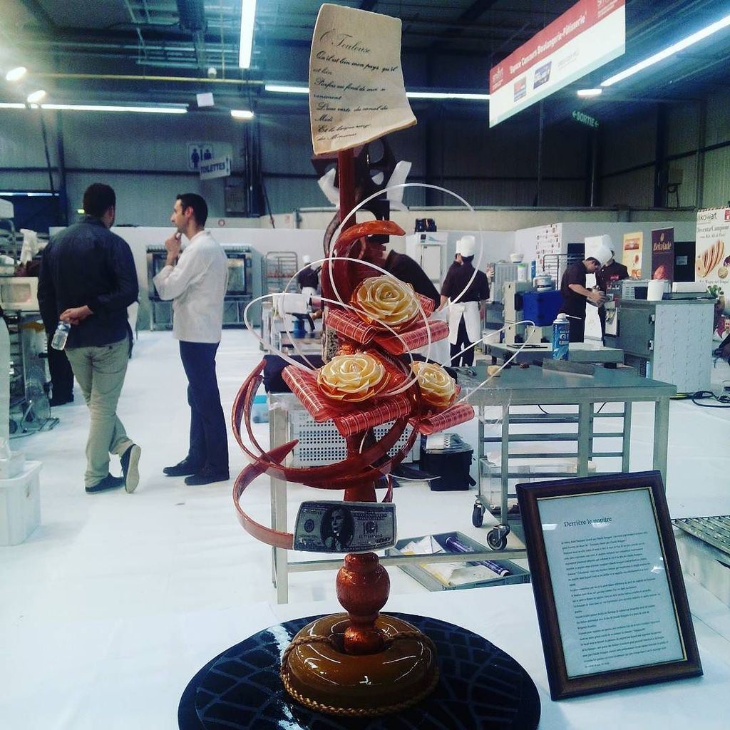 cuipatchocandco's tweet photo. Pièce en sucre au #smarht #igerstoulouse #sucre #beau #art #patissier https://t.co/sewaAnclwo