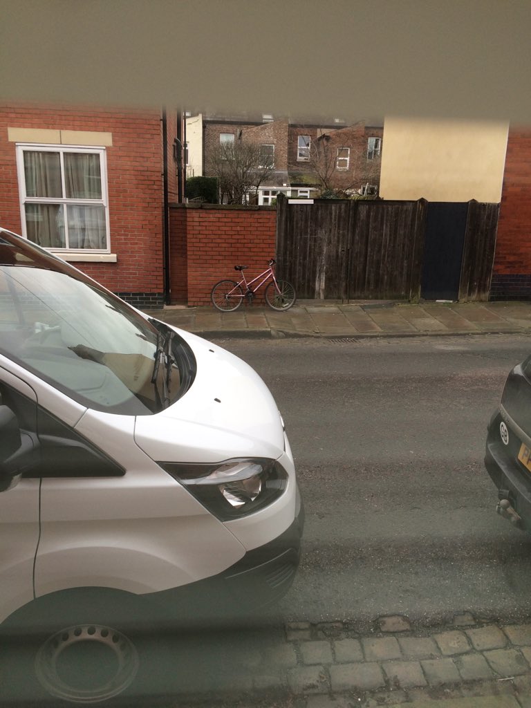 poppypegg's tweet photo. @PoliceMacc There's a pink bike that has been left on James Street. It's been there since 09:30 this morning... https://t.co/fdMX2mKX7o