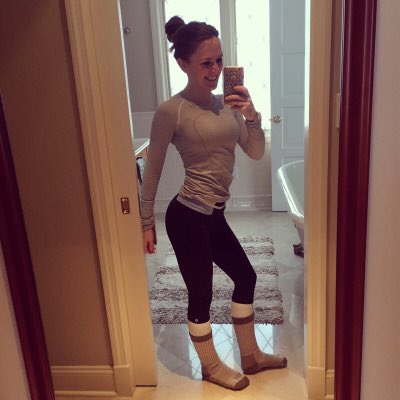 FitnessTips___'s tweet photo. Snow shoveling outfit 😛😛 https://t.co/Gf7U3wxMC5