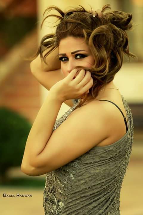 UuuuuOnn's tweet photo. بــــديت اشـــتاكلك
 بلحـــظه مرتين 
الاولى بدمـــع 
والثانـــيه بشهــكـــه؟؟؟ https://t.co/Crzz78KvDy