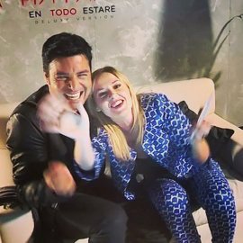 Pilarsmith's tweet photo. Si sos fan de @CHAYANNEMUSIC estate atento a mi Twitter ! Voy a regalar su discografía completa !! RT https://t.co/aolH7Eafjb