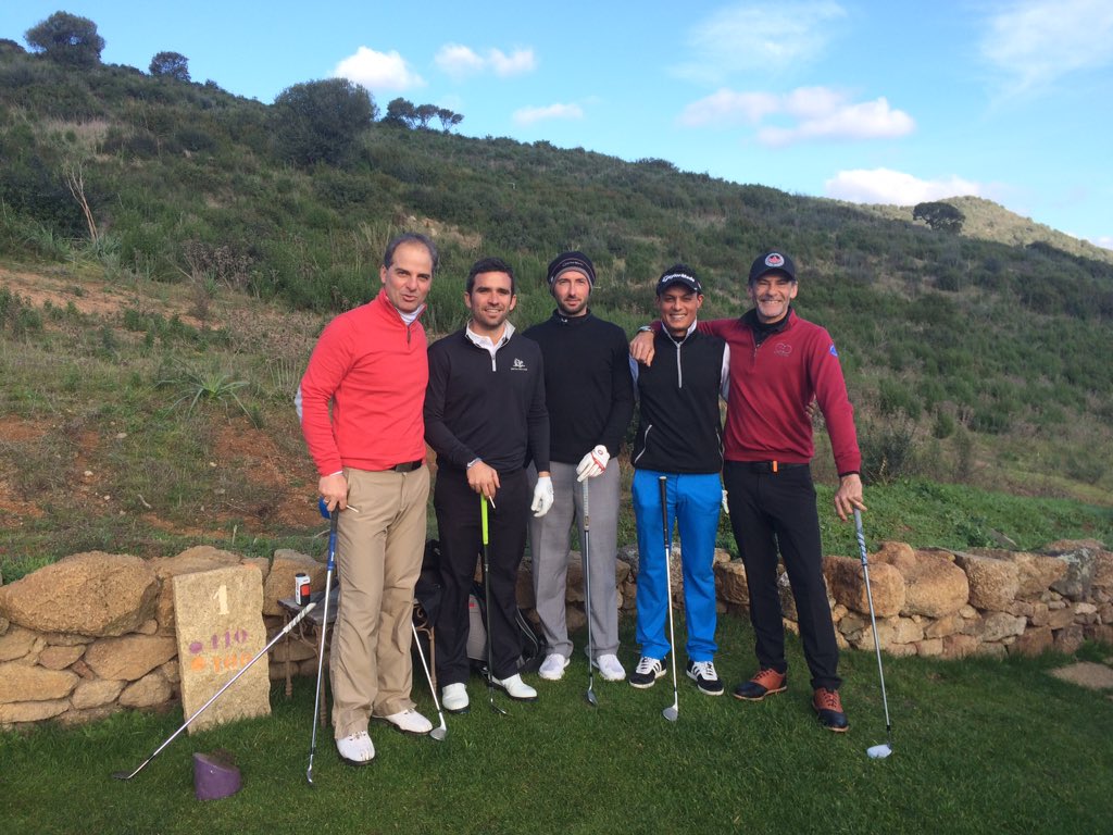 GolfCasinca's tweet photo. 1er Pro-Am Insulaire au Golf de Murtoli! ☀️👍🏼⛳️ 
Belle partie avec Papi Jc,
Maisetti A, Chartier Y, @FabriceTarnaud! https://t.co/CXFbVZLTHh