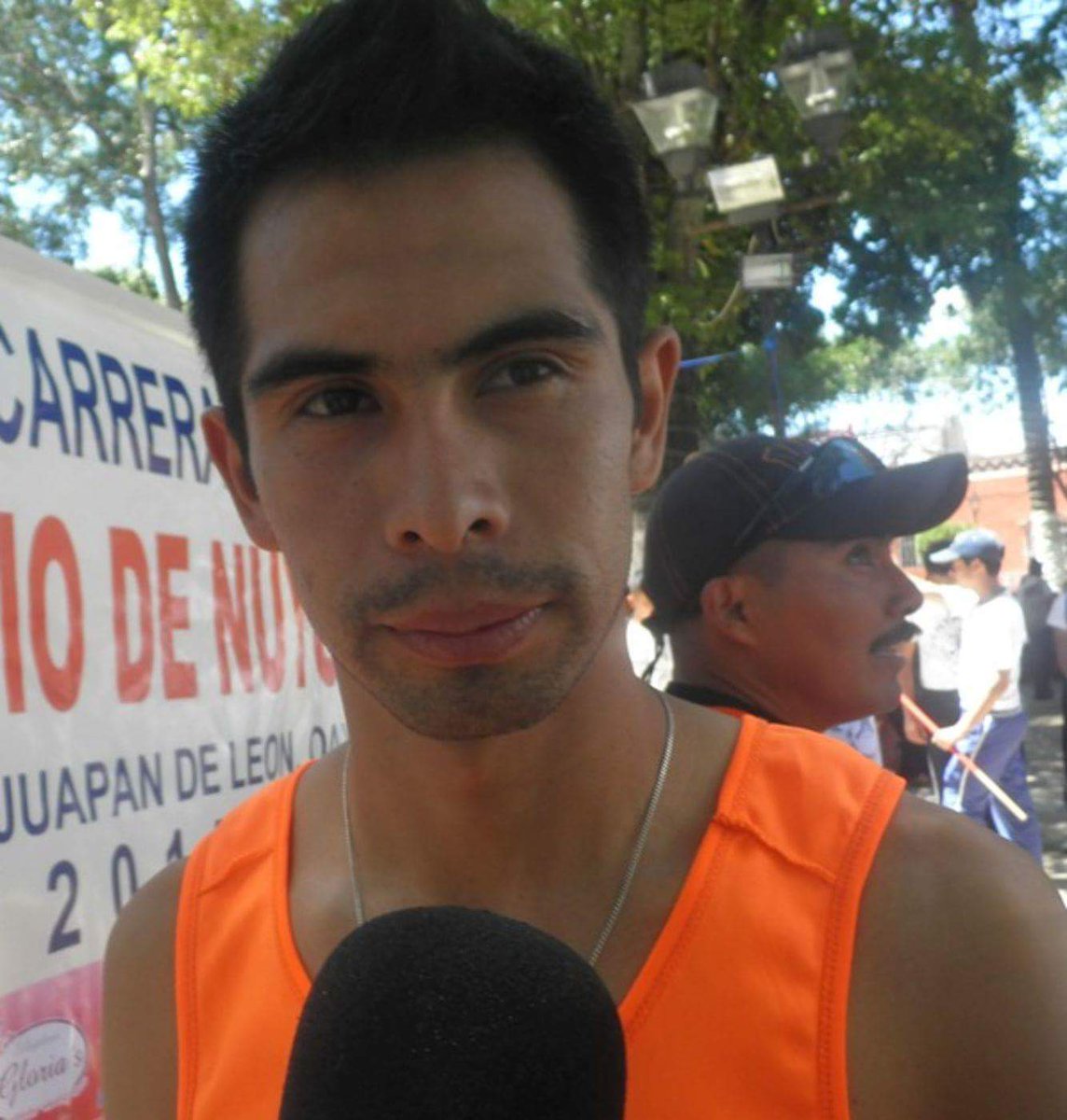 FMAAmx's tweet photo. En el Medio Maraton de @MaratonCln  Brenda Flores, y Ricardo Ramos dan marca para el Mundial de la especialidad. https://t.co/4S4MAPvDaE