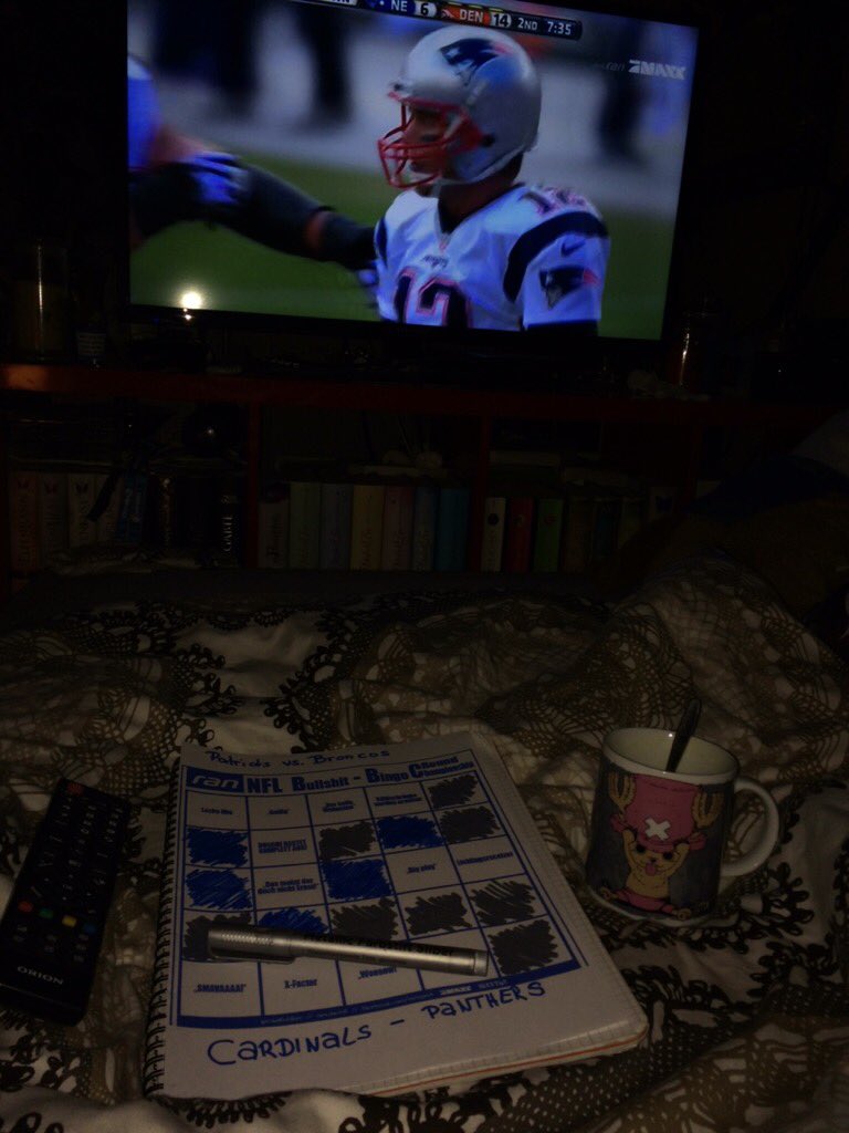 Kathil0sh's tweet photo. Gemüse Brühe trinken und mit fiebern 😷 #BingoArmy #ranNFLBuBi #ranNFL #jedenverdammtenSonntag @IckeKritiker @Icke41 https://t.co/7kqPciC4iE