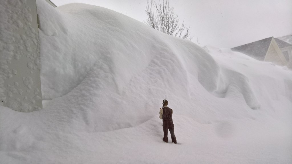outerjoin's tweet image. These snow drifts are huge!!! #blizzard2016