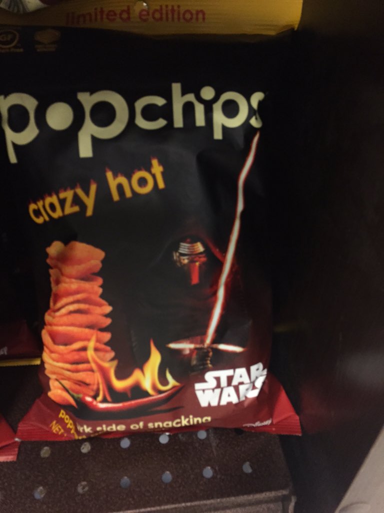 EMObensolo's tweet image. Kylo IS crazy hot