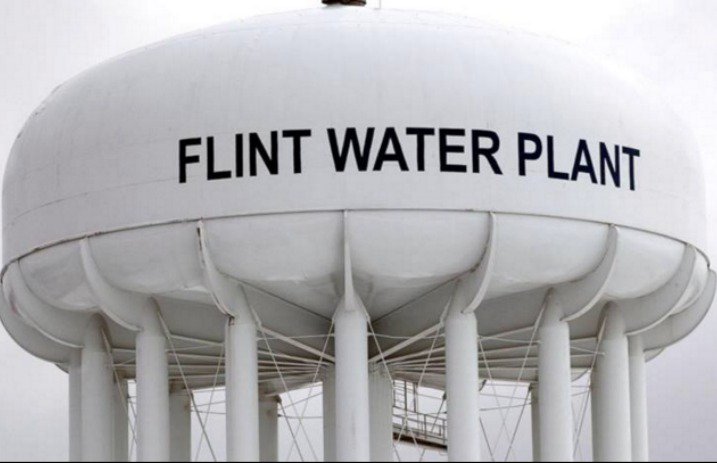 AltPress's tweet photo. Craig Owens and more sign on for ‘Not Safe To Drink: Music For Flint Water Crisis Relief’: https://t.co/47KPbKXOV8 https://t.co/1lokInkLDY