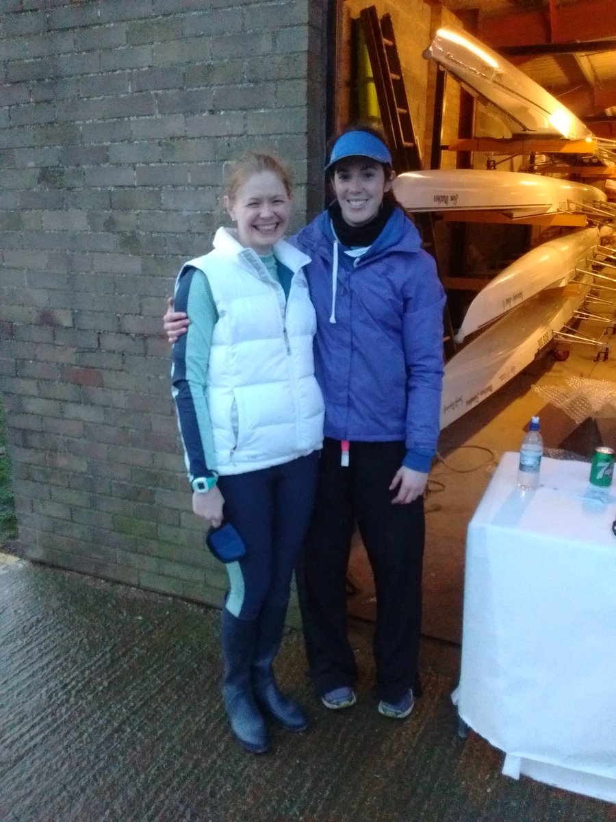 LwtEmmaBird's tweet photo. @HighwaytoHenley @TheCumbercat and here we are #tweepmeetup https://t.co/10uKNIrB2f
