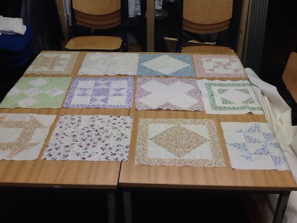 stashandpatch's tweet image. 12" Dear Jane blocks all done ready to sash. Fabrics donated by the fab @craftcottonco 😊
@ClaytonHallUK @sezpayne