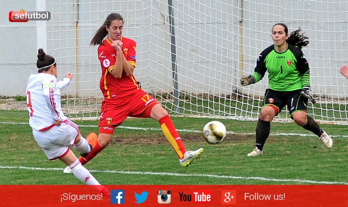 SEFutbol's tweet photo. #4FOTOS  | Disfruta de las 📷 MEJORES IMÁGENES 📷 del encuentro en Petrovac AQUÍ 👉  https://t.co/ilvaJyhR84 https://t.co/xsthixwZKj