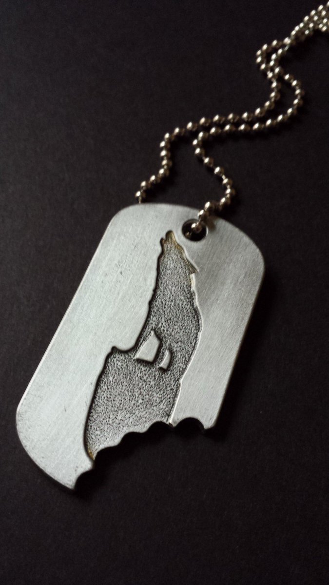CA/US packmates: Exclusive #Bitten dog tag inc. Jan prize pk! Enter now 4 ur chance 2 win🐺💞 x.com/Wolf_Pack_Prid…