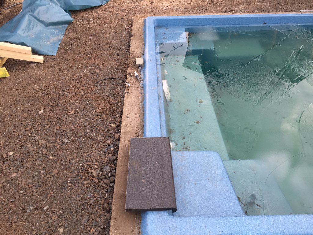 MySpaUK's tweet image. Concrete ringbeam installed and plant room/summer house going up. Taking shape. #MySpaPools #CompassPools #swimming