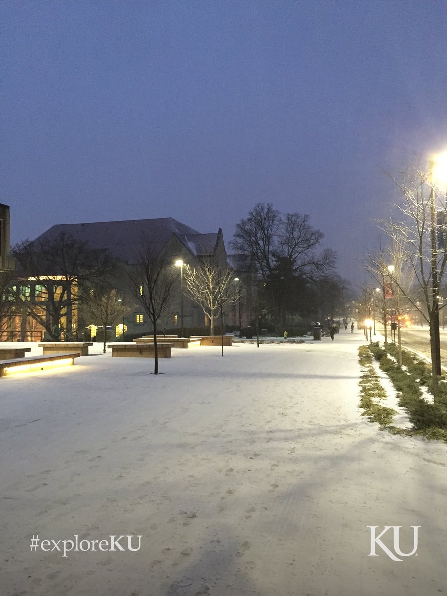 UnivOfKansas's tweet photo. 4 views of campus. 4 ways to #exploreKU. Discover Joey, Hananiah, K.J. &amp; Calista's view: https://t.co/p85EJ4shwh https://t.co/1Cdqv17bYS
