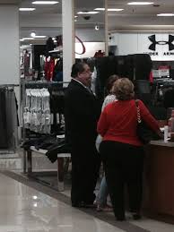 YourAnonVzla's tweet photo. Que vida tan dura pasan estos CHAVISTAS EN LA CRISIS ECONOMICA.. Mientras #Venezuela NO AGUANTA MAS #OpAministia https://t.co/P30jHbuAqX