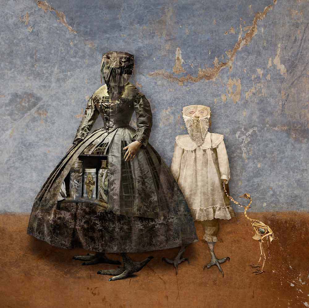 The Incubator and her Daughter by Paul Biddle bitgallery.wordpress.com/2016/01/24/the…