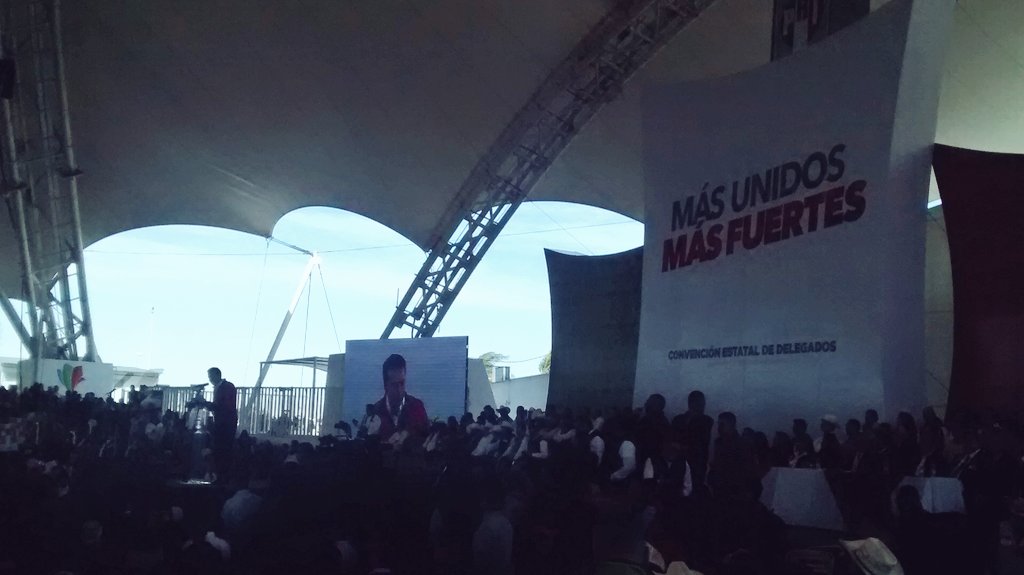 Fjp_Laguna's tweet photo. #MasUnidosMasFuertes Felicidades a nuestro candidato @EVillegasV https://t.co/jz2Gx6p1Lp