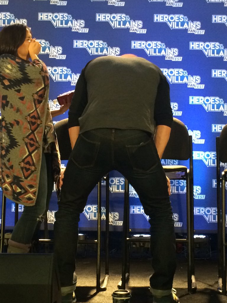 Beijingdoll's tweet photo. Look at that butty https://t.co/60mFnEQUEZ