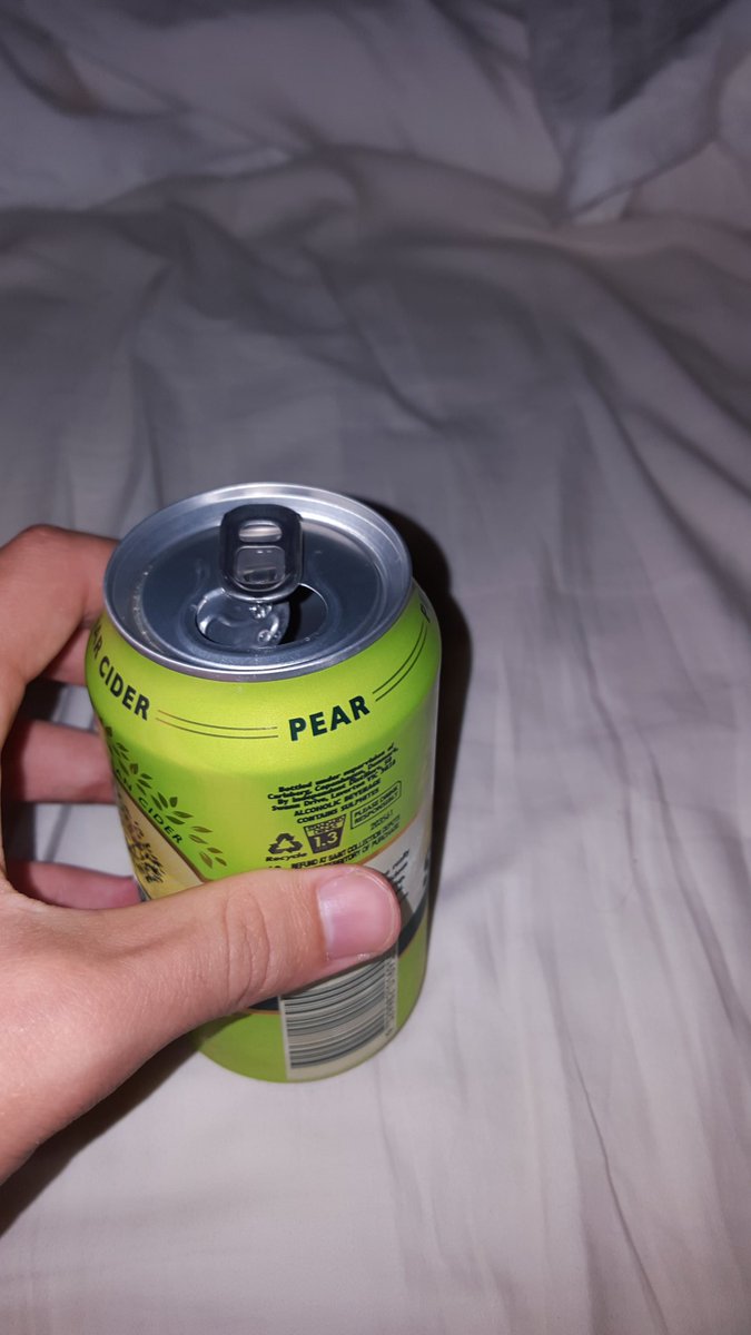 McBeers_LeSnack's tweet photo. If you dont think im a lad u r wrong #beers #mcbeers #questionablepost #yetgroovyafyo https://t.co/KEFPY9DEZE