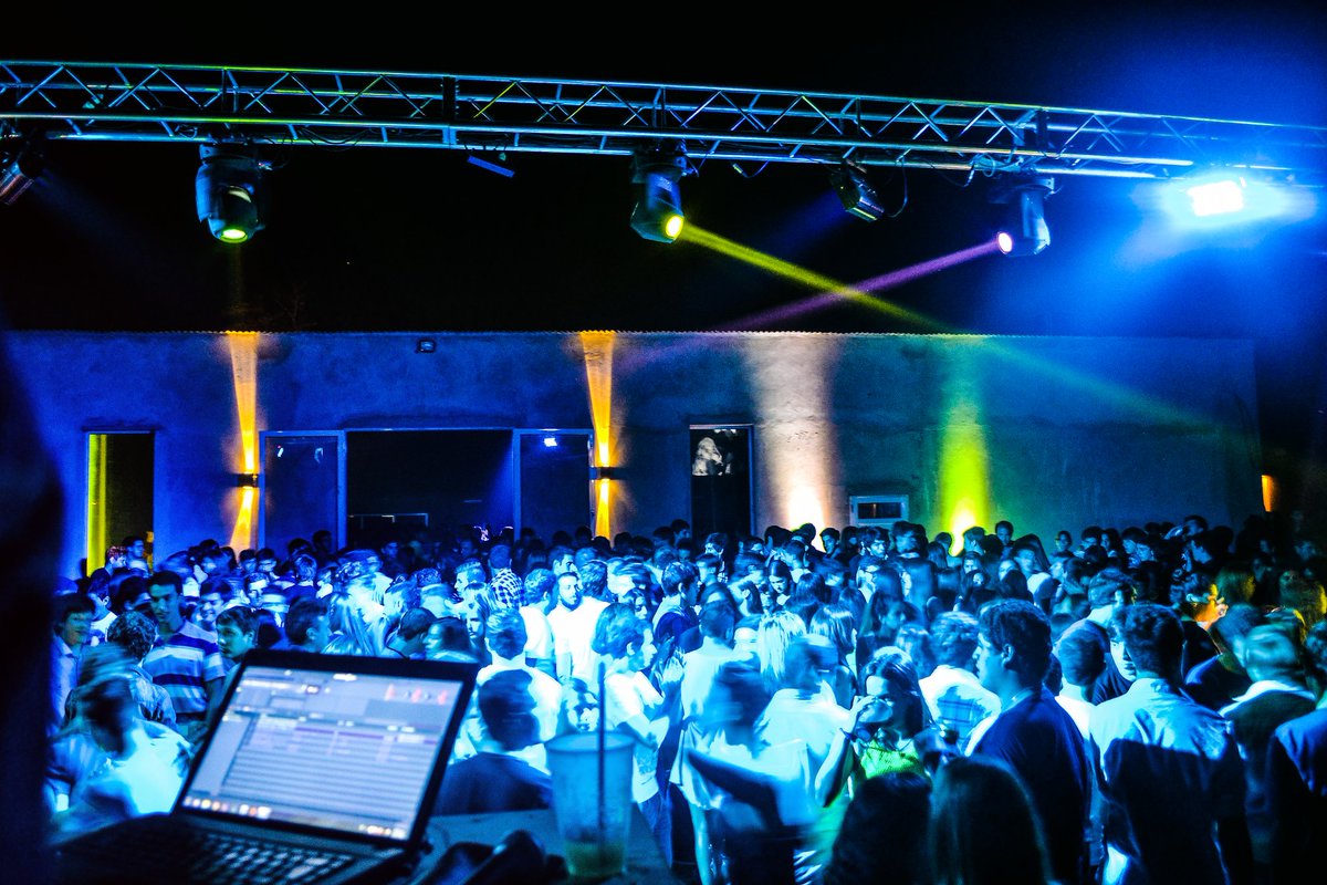 AbrilBozzo1's tweet photo. 💥 Explotado 💥 https://t.co/DYvNxYeGt7