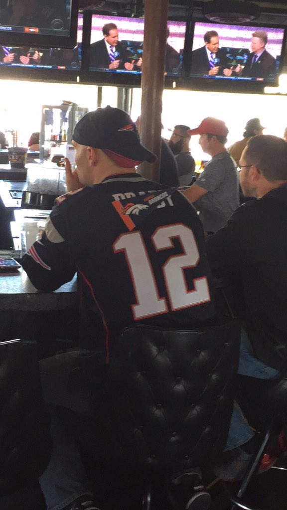 TucsonBroncos's tweet photo. Lol, welcome to our bar! https://t.co/88usEF9BuY