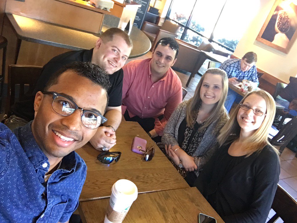 B2G200's tweet photo. On the way to Tampa with some winners. 1 on 1, GSM and meeting some people to get around the @LTDTampa team! @1kTA https://t.co/Qbo1YQFV15