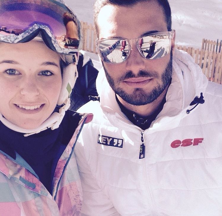 LoicF_Source's tweet photo. #PHOTOS: Loïc et des fans au ski a Vars. ❄️⛷ @LoicSS9Off https://t.co/AbnaaJ5U3f