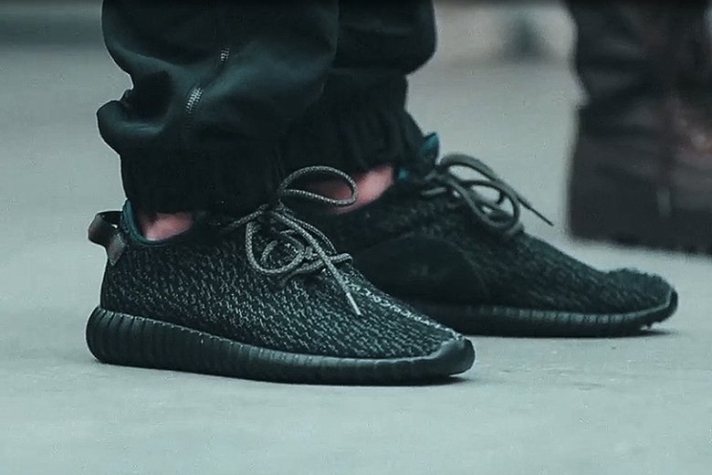 TheMakeOfFunner's tweet image. #YEEZYBOOST  #yeezy #gentlemansclub #mensfashion